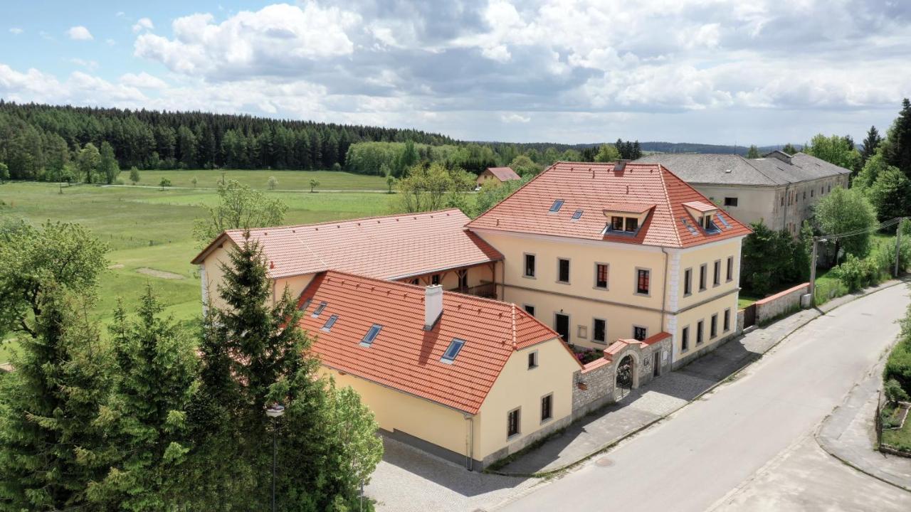 Penzion Hurky Nová Bystřice Eksteriør billede